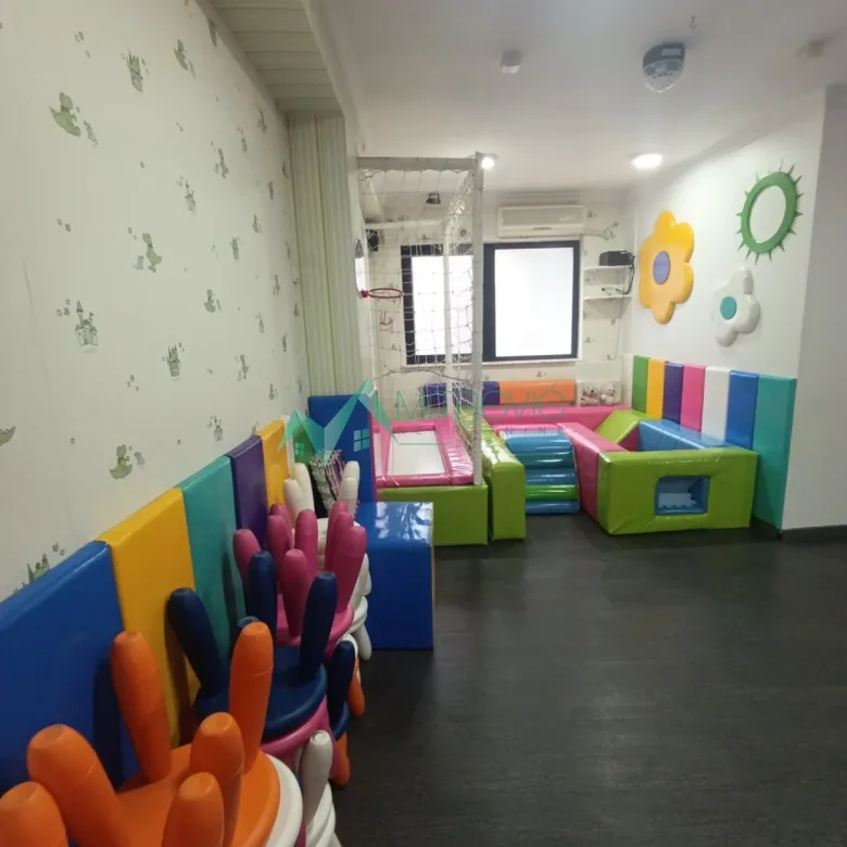 Lokal za izdavanje, Sremska Kamenica, Novi Sad, 120m², 1.000 €/mes
