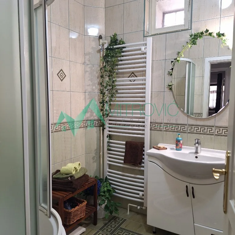 Kuća na prodaju, Begeč, Novi Sad, 316m², 210.000 €