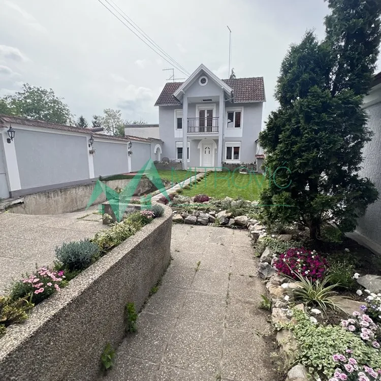 Kuća Prodaja Novi Sad  435 m2