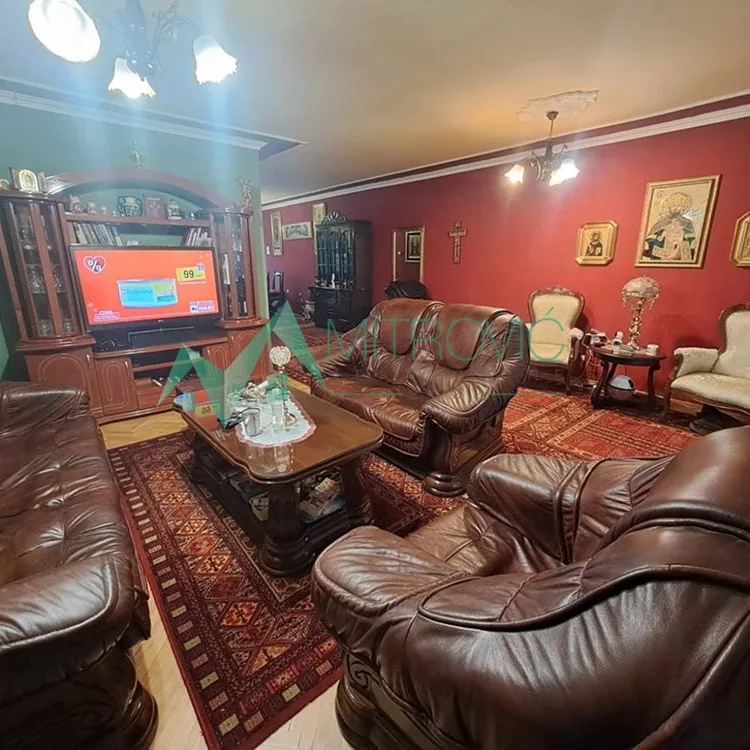Kuća na prodaju, Trandžament, Novi Sad, 250m², 515.000 €