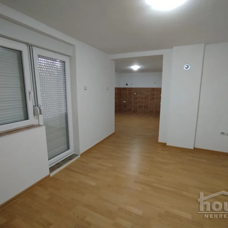 Kuća na prodaju, Vojinovo, Novi Sad, 220m², 319.300 €