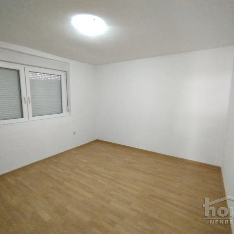 Kuća na prodaju, Vojinovo, Novi Sad, 220m², 319.300 €