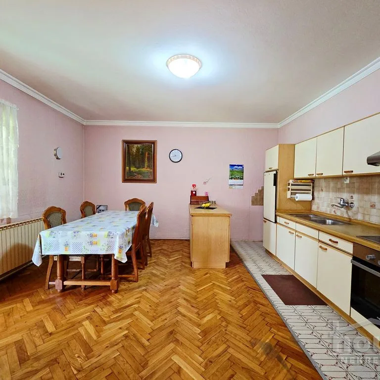 Kuća na prodaju, Zmajevo, Vrbas, 255m², Prizemlje, 156.000 €