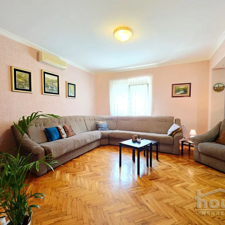 Kuća na prodaju, Zmajevo, Vrbas, 255m², Prizemlje, 156.000 €