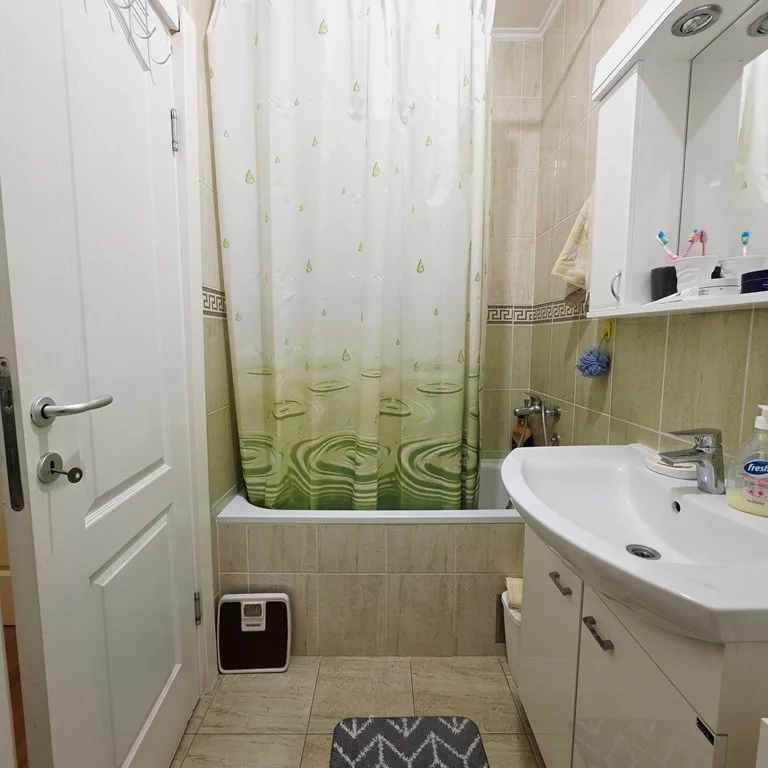 Jednoiposoban stan na prodaju, Bulevar Patrijarha Pavla, Novi Sad, 45m², 3. sprat, 135.000 €