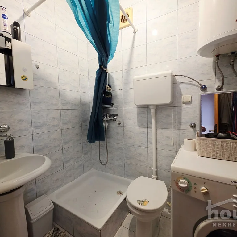 Stan Prodaja Novi Sad  40 m2