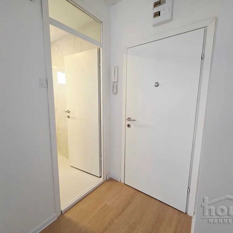 Jednosoban stan na prodaju, Nova Detelinara, Novi Sad, 30m², 99.000 €