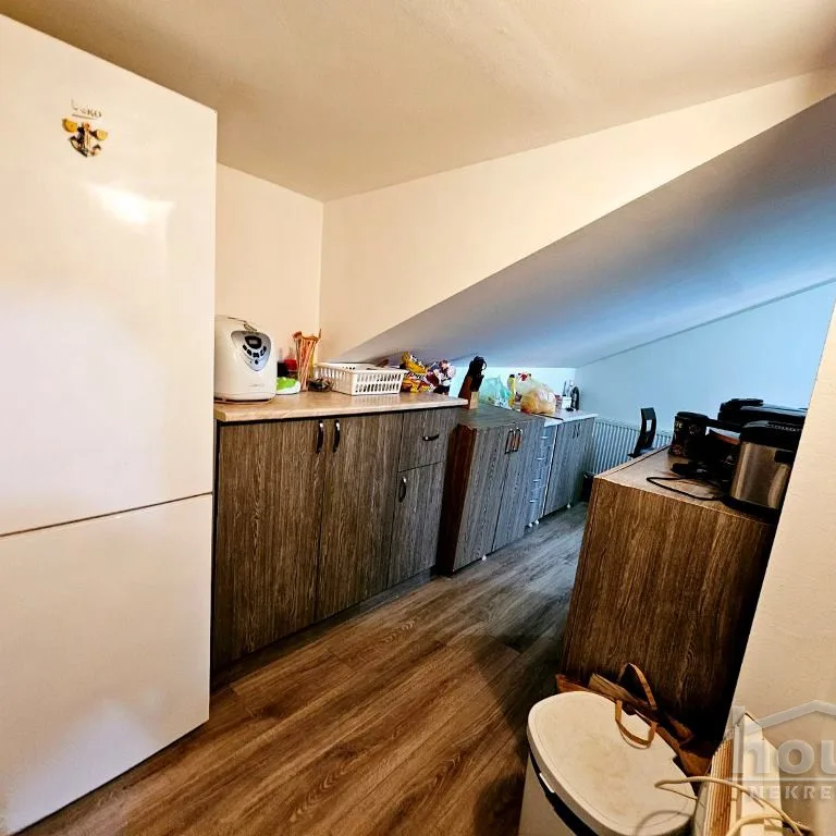 Dvoiposoban stan na prodaju, Bulevar Patrijarha Pavla, Novi Sad, 60m², 120.000 €