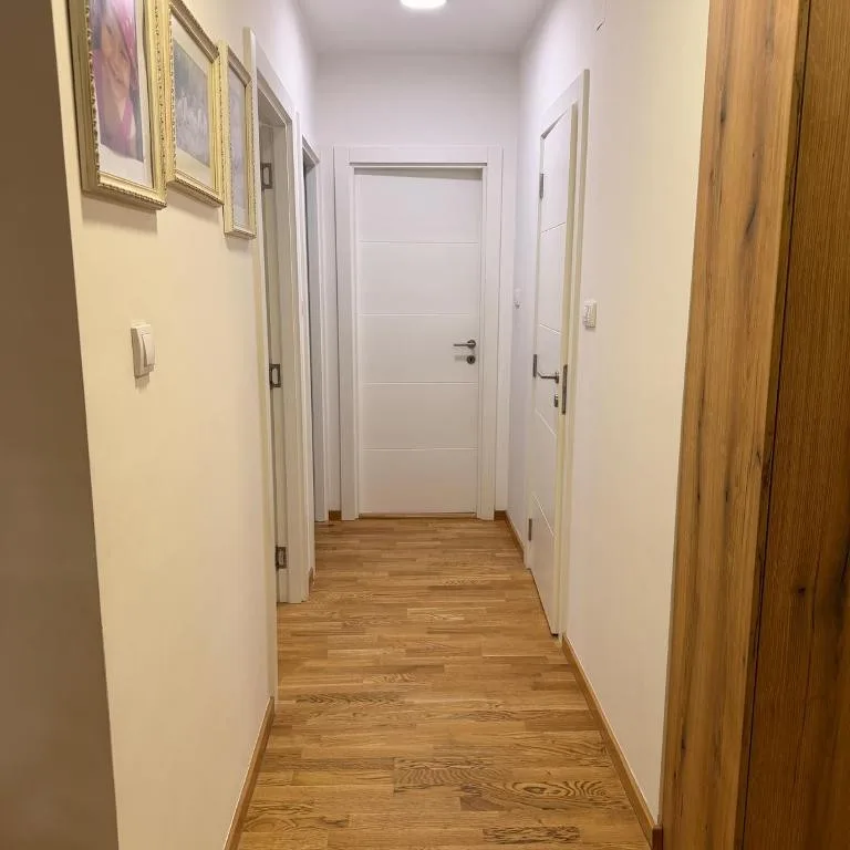 Dvoiposoban stan na prodaju, Detelinara, Novi Sad, 67m², 2. sprat, 238.000 €