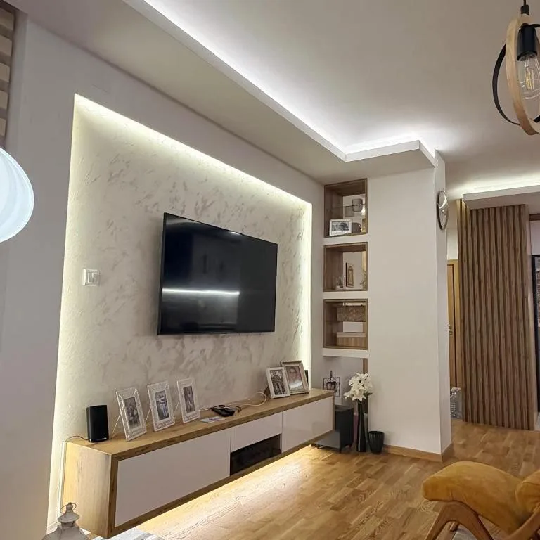 Dvoiposoban stan na prodaju, Detelinara, Novi Sad, 67m², 2. sprat, 238.000 €