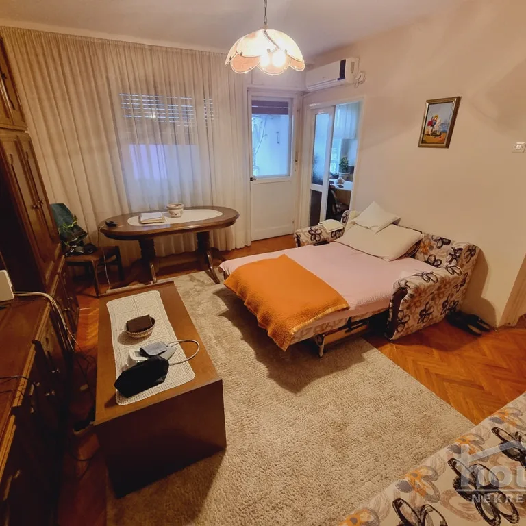 Stan Prodaja Novi Sad  70 m2