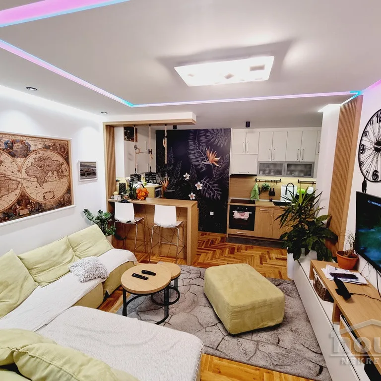 Stan Prodaja Novi Sad  70 m2