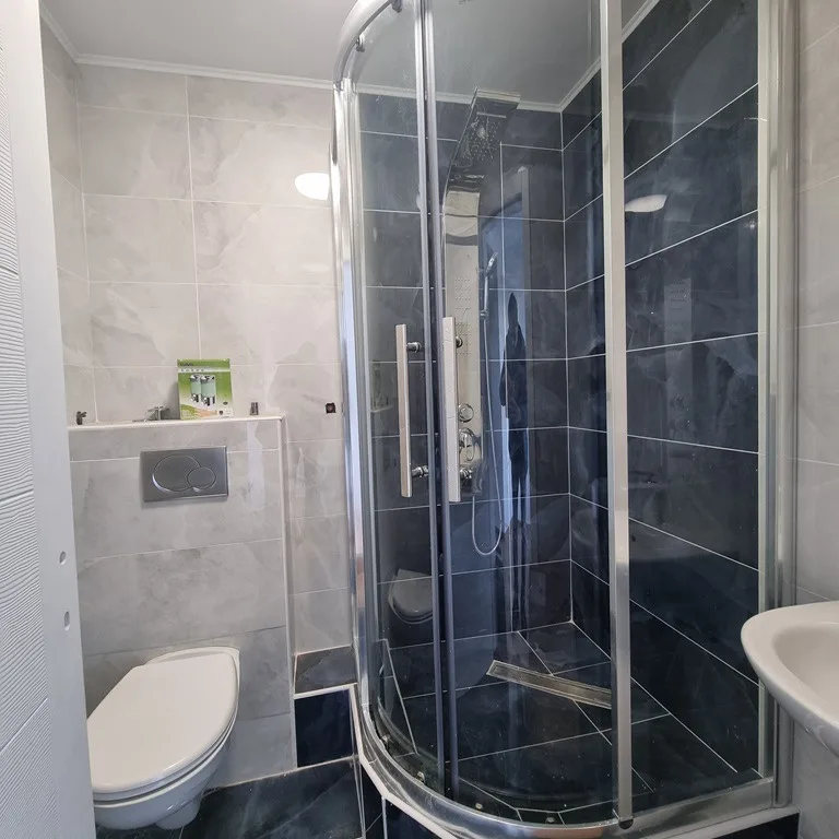 Dvoiposoban stan na prodaju, Novo Naselje, Novi Sad, 74m², 4. sprat, 170.000 €
