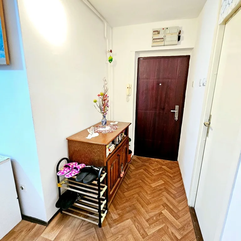 Trosoban stan na prodaju, Novo Naselje, Novi Sad, 69m², 171.000 €