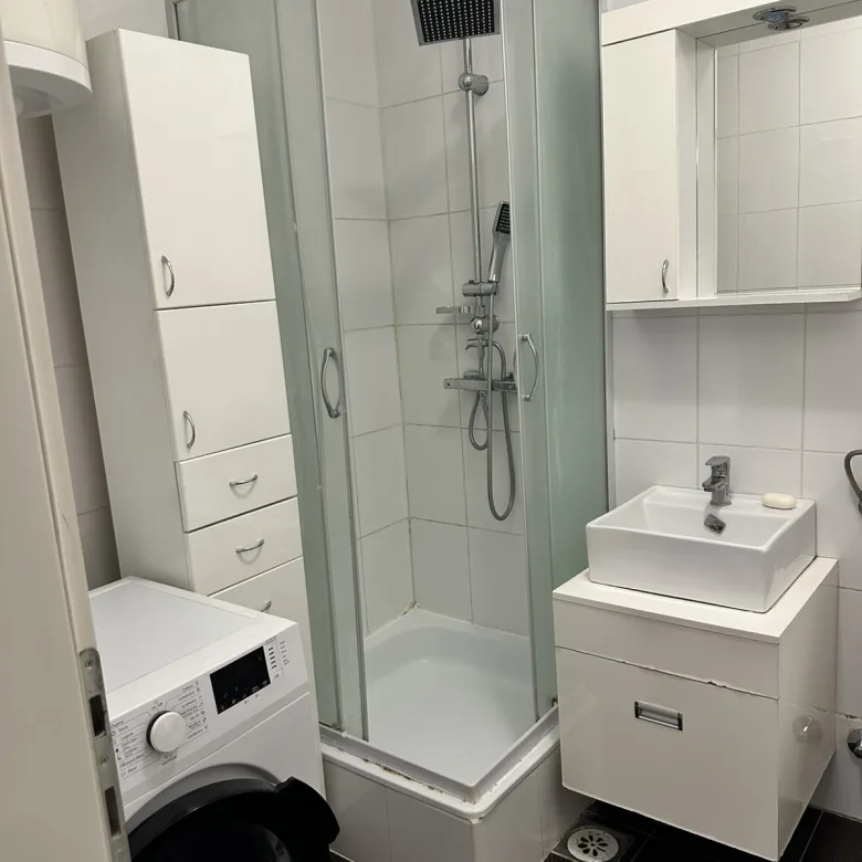 Dvoiposoban stan na prodaju, Sajmište, Novi Sad, 43m², 4. sprat, 130.000 €