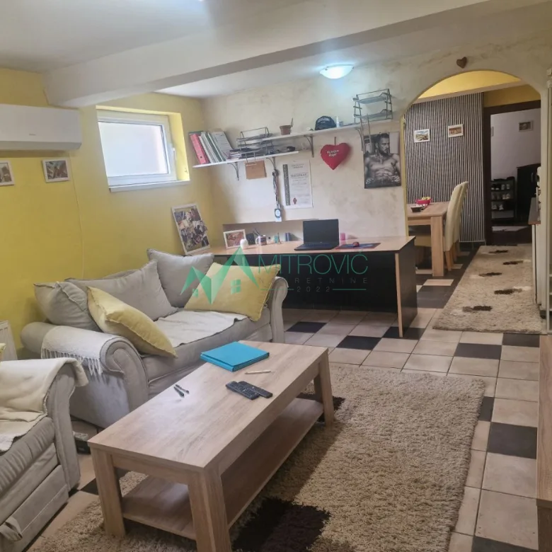 Dvoiposoban stan na prodaju, Adamovićevo Naselje, Novi Sad, 68m², 112.800 €