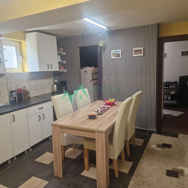 Dvoiposoban stan na prodaju, Adamovićevo Naselje, Novi Sad, 68m², 112.800 €