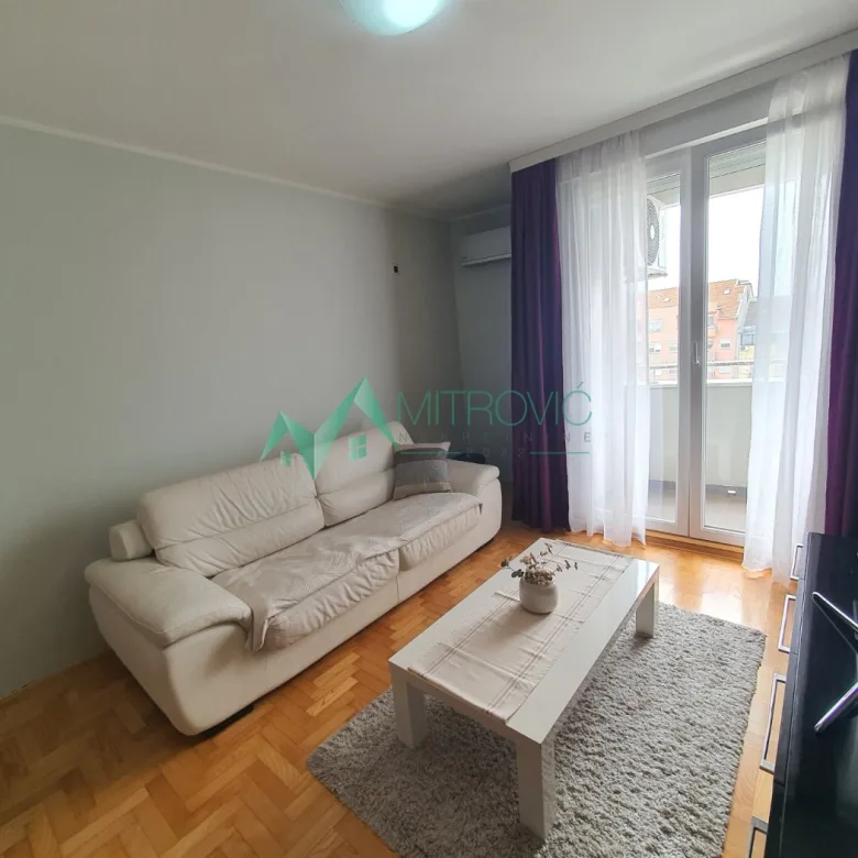 Dvosoban stan na prodaju, Adamovićevo Naselje, Novi Sad, 42m², 142.140 €
