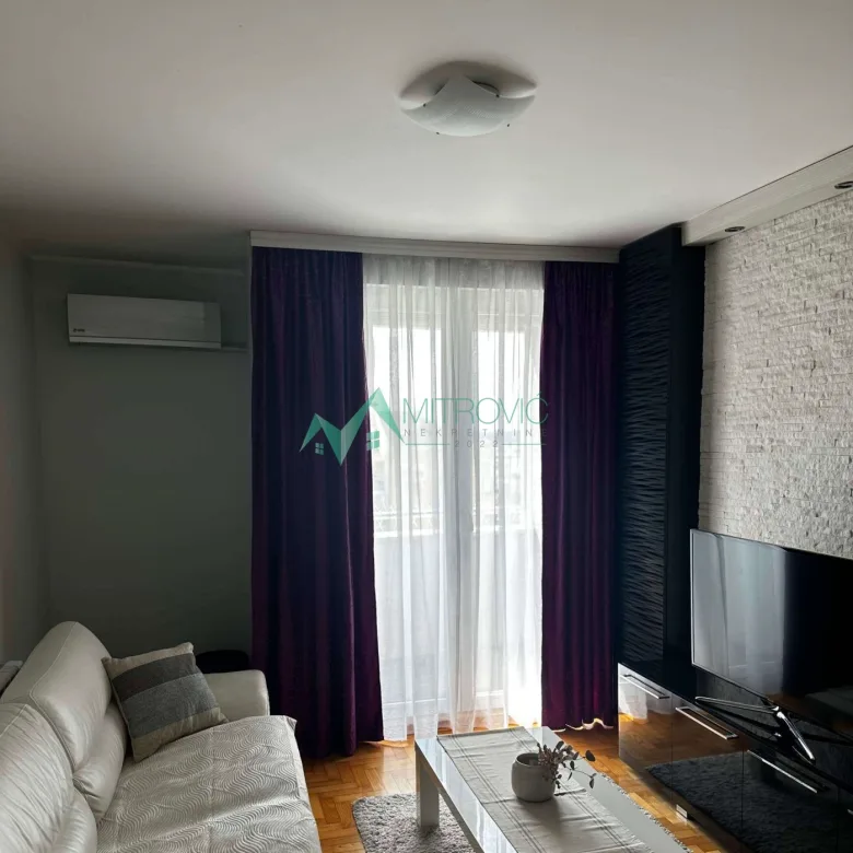 Dvosoban stan na prodaju, Adamovićevo Naselje, Novi Sad, 42m², 142.140 €