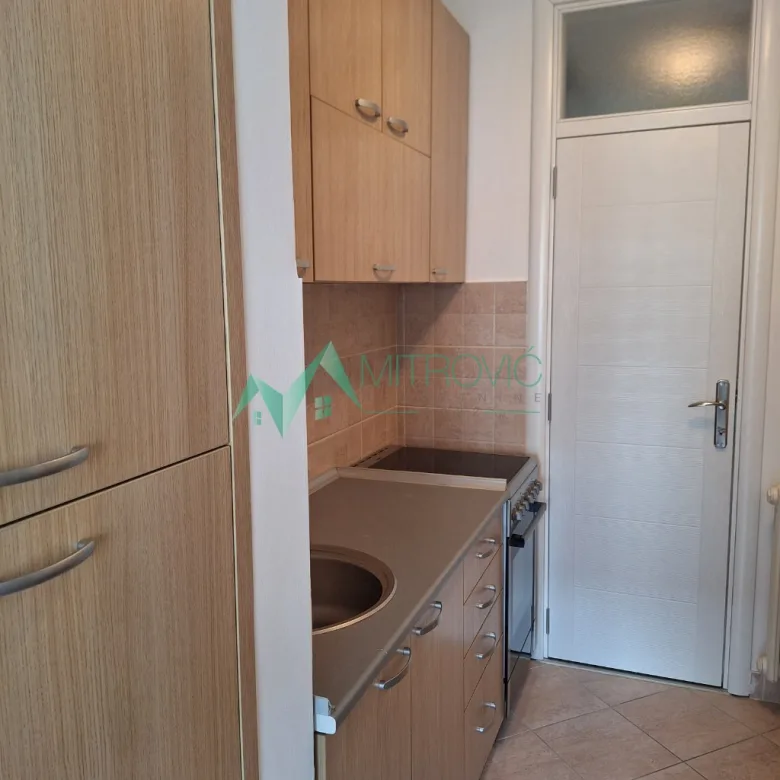 Dvosoban stan na prodaju, Adamovićevo Naselje, Novi Sad, 64m², 175.000 €