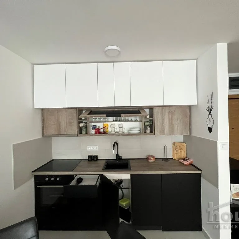 Dvosoban stan na prodaju, Centar, Novi Sad, 48m², 1. sprat, 180.000 €