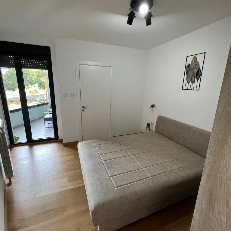 Dvosoban stan na prodaju, Centar, Novi Sad, 48m², 1. sprat, 180.000 €