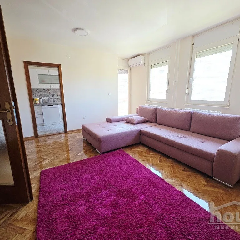 Stan Prodaja Novi Sad  60 m2