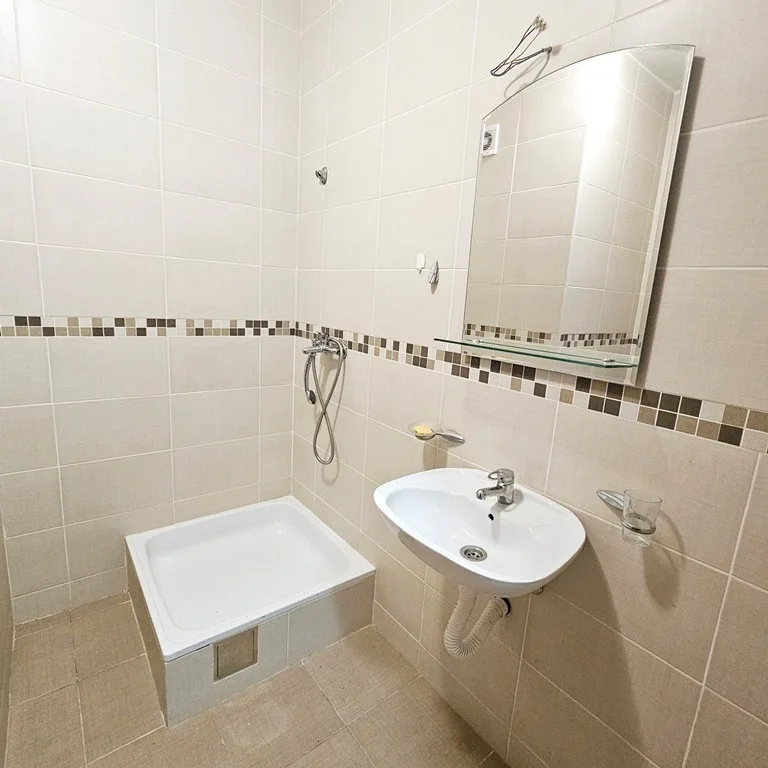 Dvosoban stan na prodaju, Nova Detelinara, Novi Sad, 67m², 1. sprat, 180.000 €