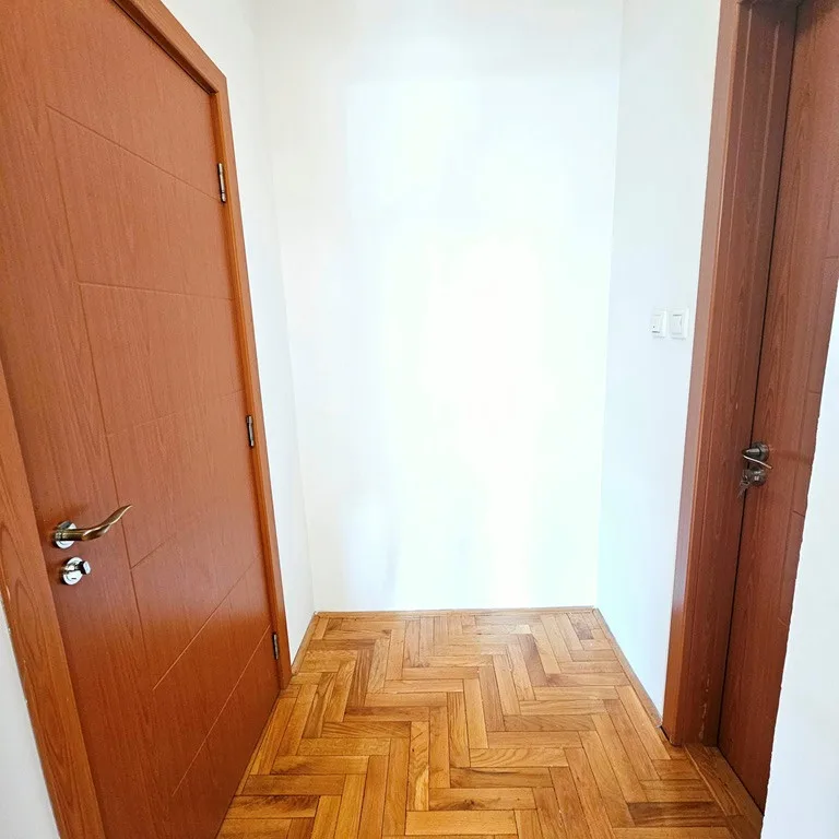 Dvosoban stan na prodaju, Nova Detelinara, Novi Sad, 67m², 1. sprat, 180.000 €