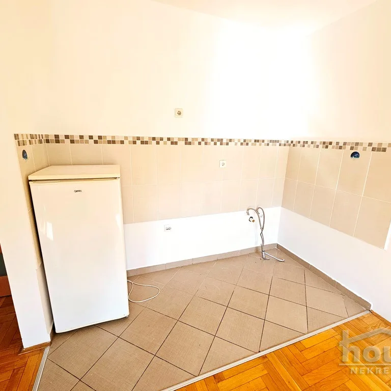 Dvosoban stan na prodaju, Nova Detelinara, Novi Sad, 67m², 1. sprat, 180.000 €