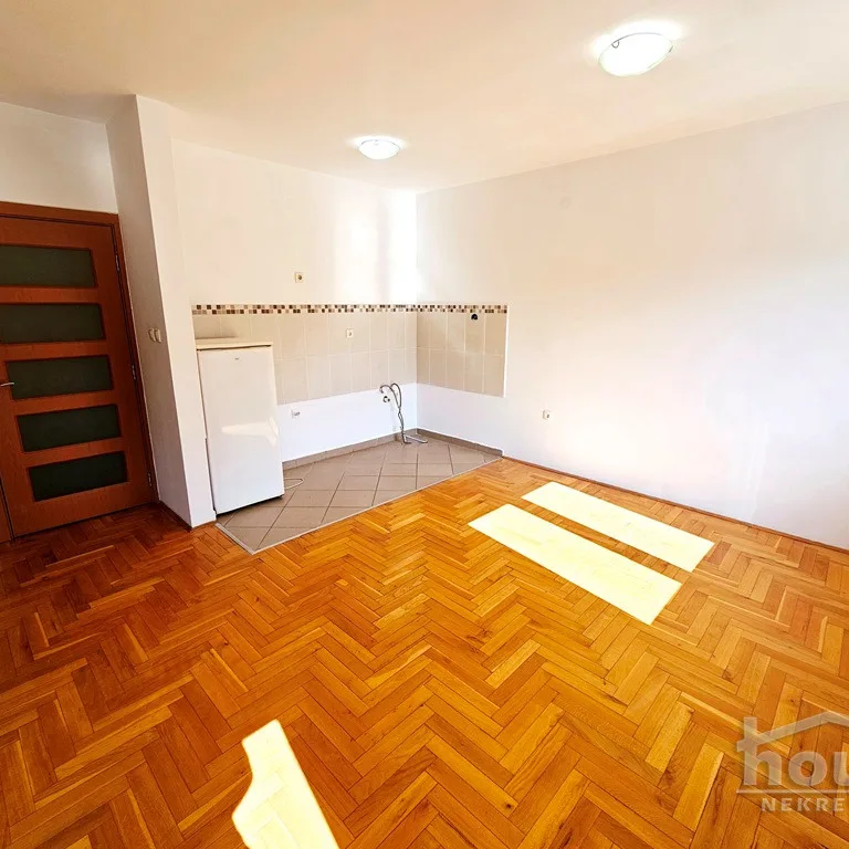 Dvosoban stan na prodaju, Nova Detelinara, Novi Sad, 67m², 1. sprat, 180.000 €