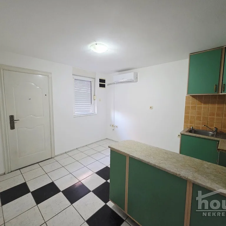 Stan Prodaja Novi Sad  56 m2