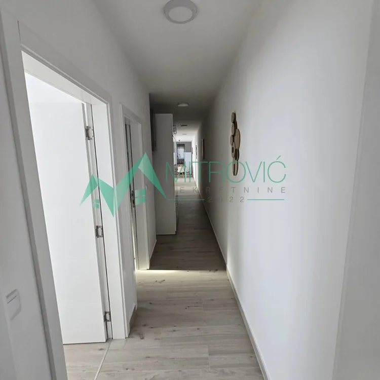 Troiposoban stan na prodaju, Adice, Novi Sad, 88m², 199.000 €