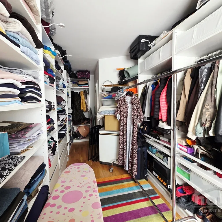 Troiposoban stan na prodaju, Lipov Gaj, Novi Sad, 72m², 1. sprat, 144.000 €