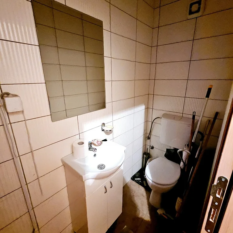 Trosoban stan na prodaju, Salajka, Novi Sad, 75m², 150.000 €