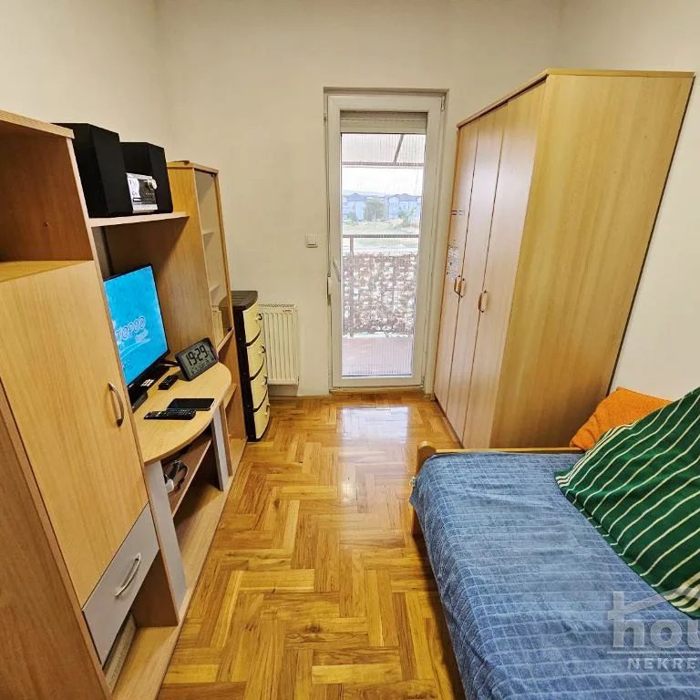 Trosoban stan na prodaju, Adice, Novi Sad, 69m², 2. sprat, 141.000 €