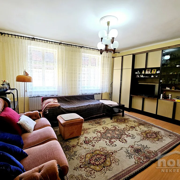 Trosoban stan na prodaju, Gradić, Novi Sad, 73m², 1. sprat, 150.000 €