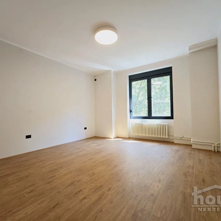 Trosoban stan na prodaju, Centar, Novi Sad, 100m², 1. sprat, 345.000 €