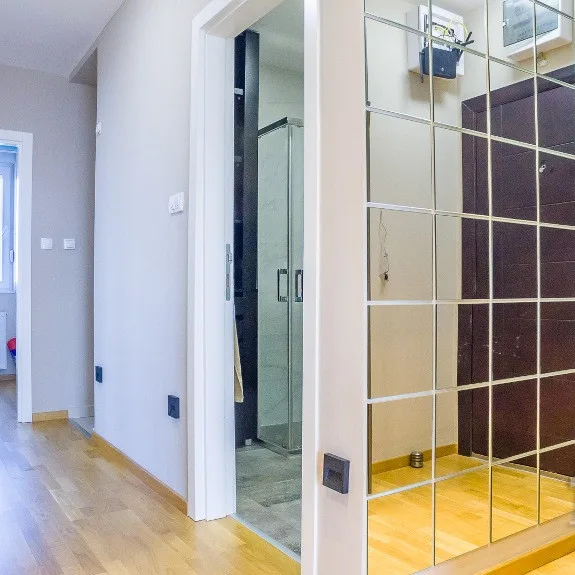 Četvorosoban stan na prodaju, Bulevar Patrijarha Pavla, Novi Sad, 172m², 451.000 €