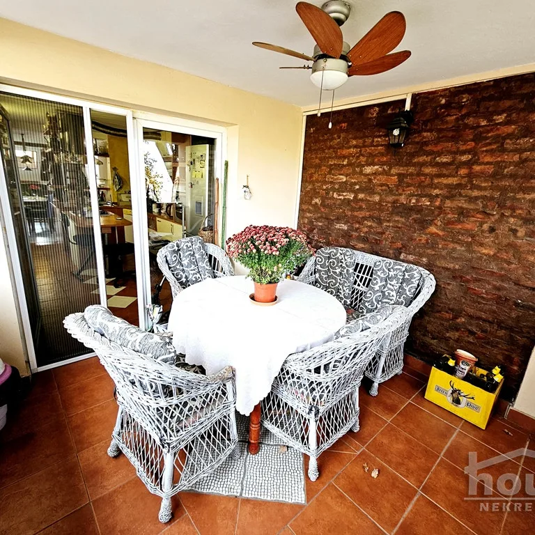 Četvorosoban stan na prodaju, Centar, Novi Sad, 128m², 3. sprat, 250.000 €