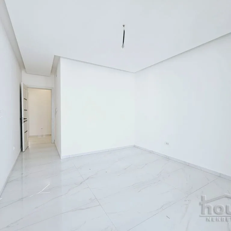 Četvorosoban stan na prodaju, Popovica, Novi Sad, 133m², 410.000 €
