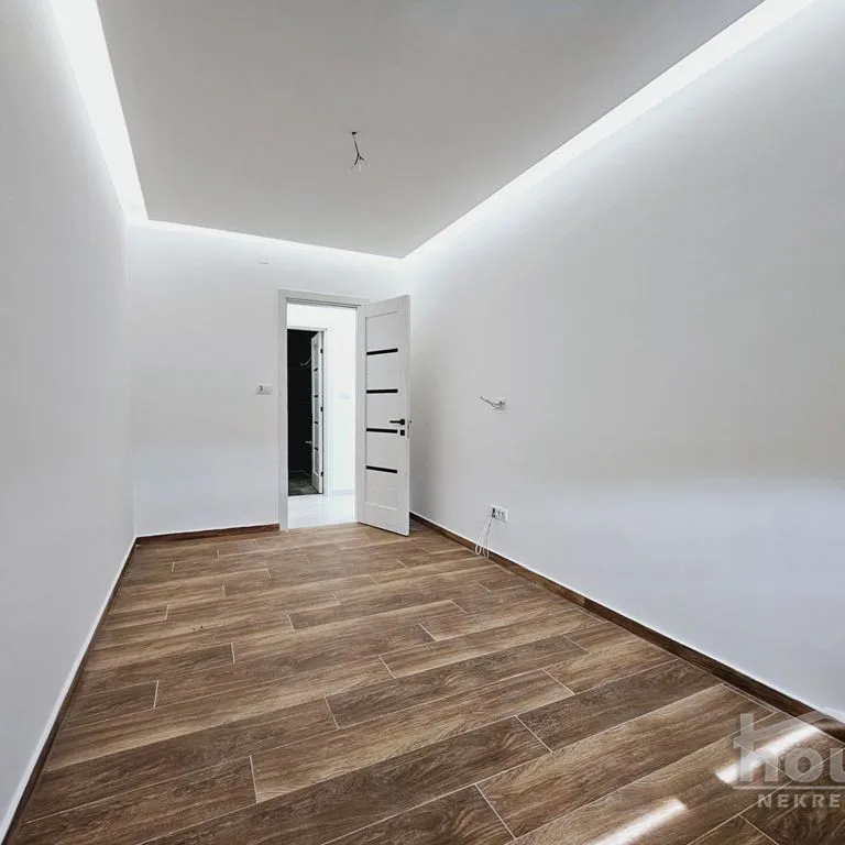 Četvorosoban stan na prodaju, Popovica, Novi Sad, 133m², 410.000 €