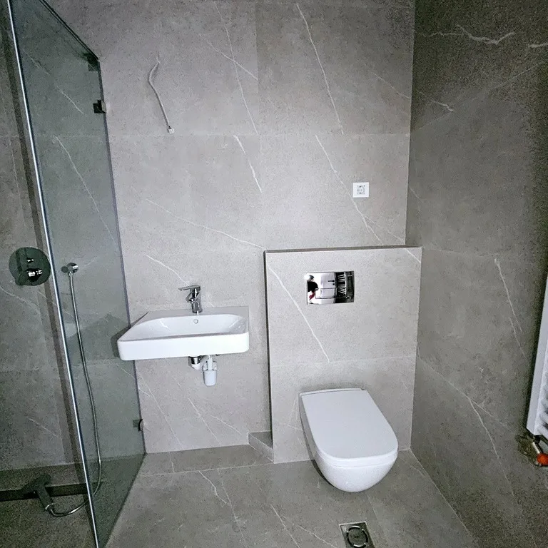 Četvorosoban stan na prodaju, Bulevar Oslobođenja, Novi Sad, 104m², 3. sprat, 320.320 €