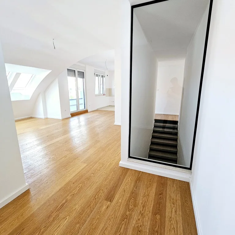 Stan Prodaja Novi Sad  104 m2