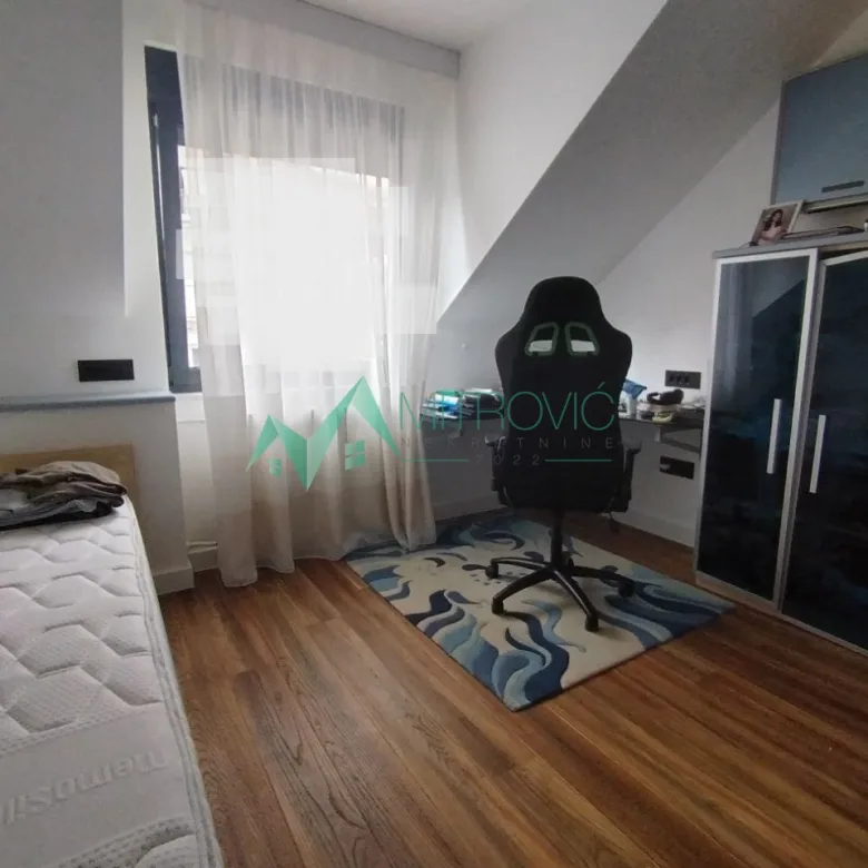 Četvorosoban stan na prodaju, Centar, Novi Sad, 119m², 349.325 €