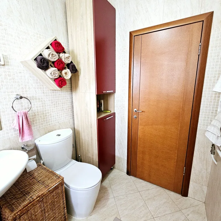 Četvorosoban stan na prodaju, Grbavica, Novi Sad, 115m², 2. sprat, 289.000 €