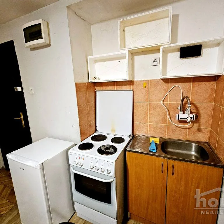 Stan Prodaja Novi Sad  28 m2