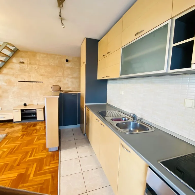 Petosoban stan na prodaju, Centar, Novi Sad, 102m², 3. sprat, 200.000 €
