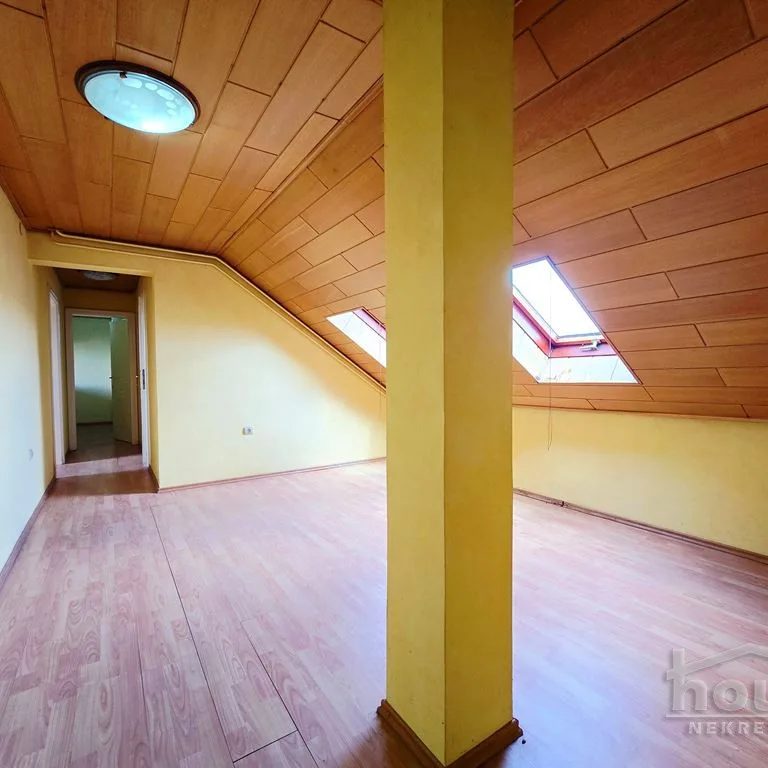 Petosoban stan na prodaju, Kej, Novi Sad, 179m², 5. sprat, 400.000 €