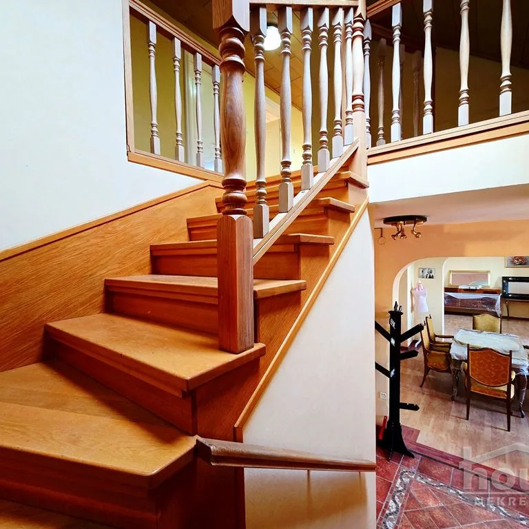 Petosoban stan na prodaju, Kej, Novi Sad, 179m², 5. sprat, 400.000 €